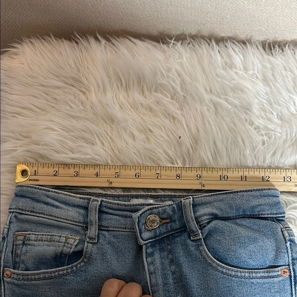 Women's Blue Jeans - Picture 7 of 9